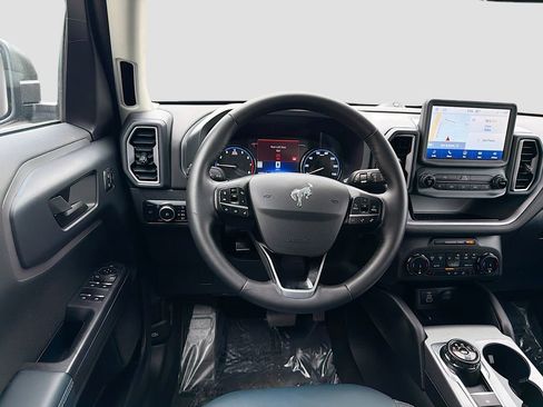 Used 2024 Ford Bronco Sport Outer Banks w/ Tech Package image 23