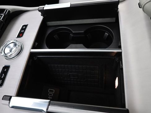 New 2026 Lincoln Navigator L Reserve w/ Jet Appearance Package image 31