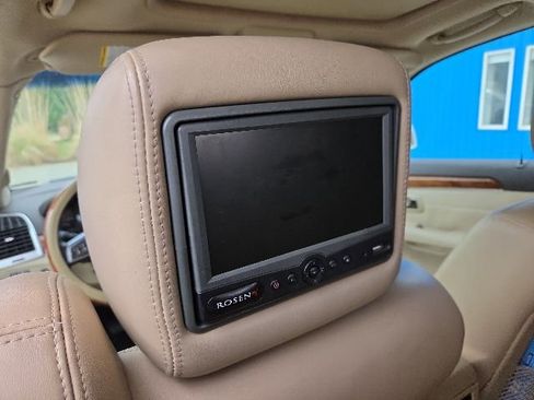 Used 2008 Cadillac SRX AWD w/ Utility Package image 10