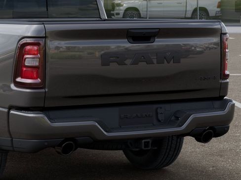 New 2026 RAM 1500 Express AWD/4WD image 39
