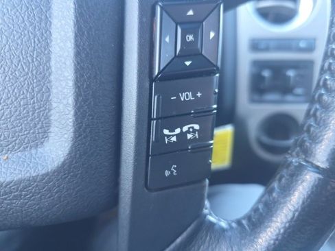 Used 2015 Ford Expedition XLT w/ Equipment Group 202A image 17