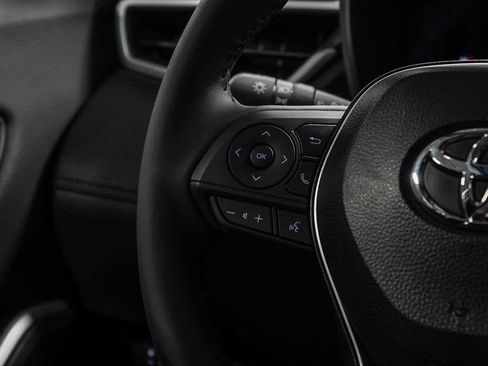 New 2025 Toyota Corolla Cross XLE image 19