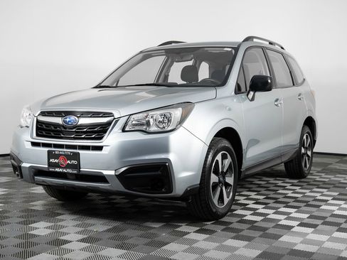 Used 2018 Subaru Forester 2.5i w/ Alloy Wheel Package image 2