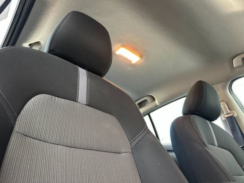 Used 2024 Nissan Sentra SV FWD image 15