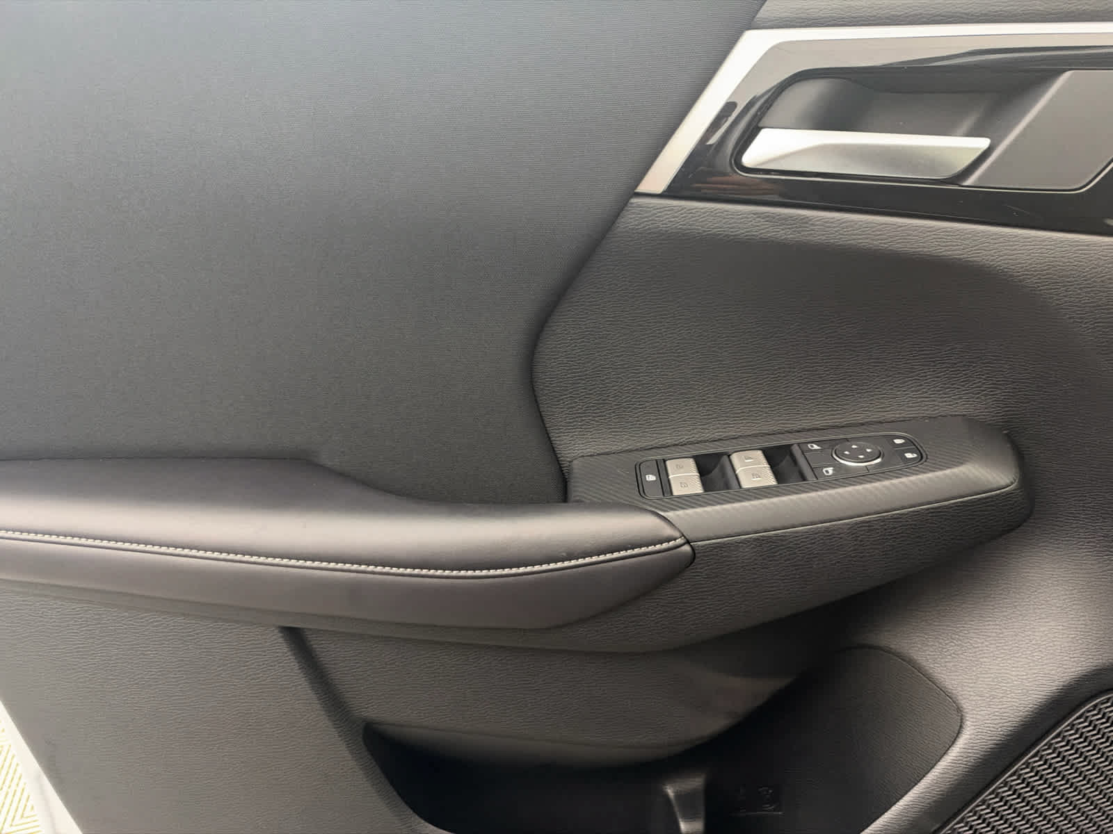 New 2026 Mitsubishi Outlander ES FWD image 22
