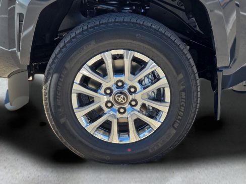 New 2026 Toyota Tacoma Limited AWD/4WD image 9