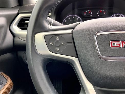 Used 2017 GMC Acadia SLE image 44