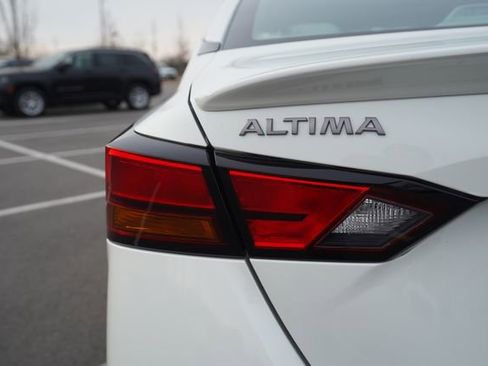Used 2024 Nissan Altima 2.5 SL image 39