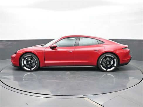 Certified 2022 Porsche Taycan 4S image 2