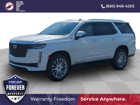 Used 2021 Cadillac Escalade Premium Luxury RWD image 2
