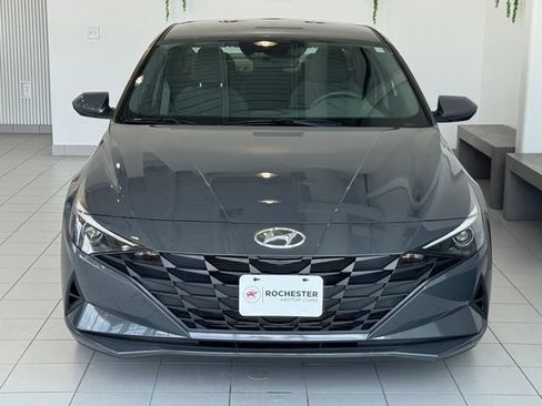 Used 2023 Hyundai Elantra SEL FWD image 35