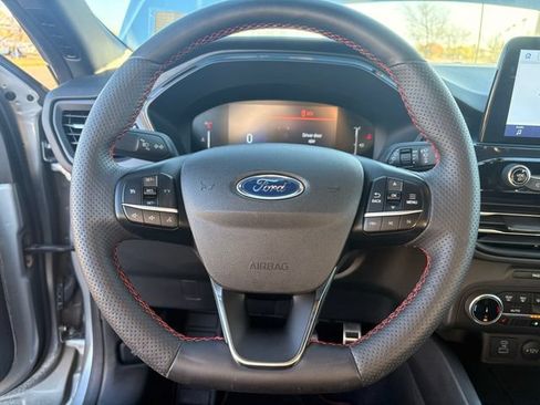 Used 2023 Ford Escape ST-Line AWD/4WD image 24