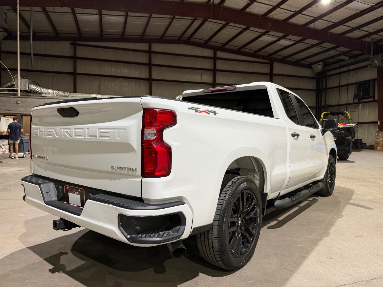 Used 2020 Chevrolet Silverado 1500 Custom w/ Custom Value Package AWD/4WD image 5