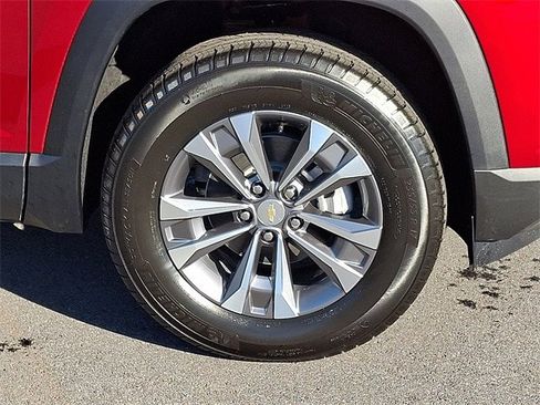 New 2026 Chevrolet Equinox LT w/ Convenience Package II image 6