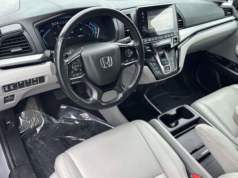 Used 2023 Honda Odyssey Touring image 9