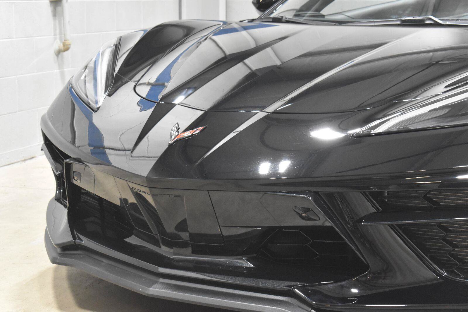 Used 2021 Chevrolet Corvette Stingray Premium Conv w/ Z51 Performance Package RWD image 26