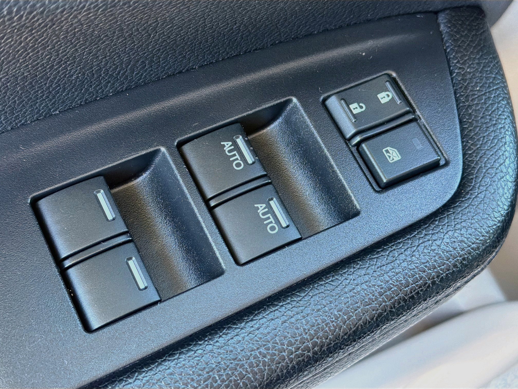 Used 2017 Honda Pilot Touring image 15