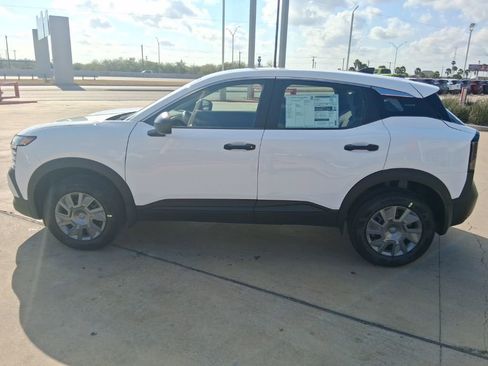 New 2026 Nissan Kicks S image 3