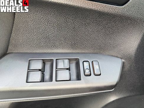 Used 2016 Toyota RAV4 LE AWD/4WD image 16