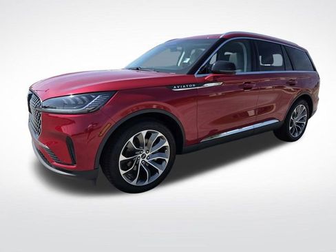 New 2025 Lincoln Aviator 2WD image 19