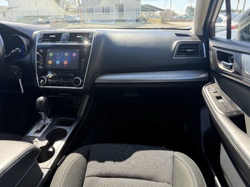 Used 2019 Subaru Outback 2.5i Premium image 28