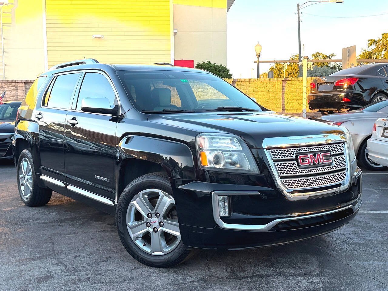 Used 2017 GMC Terrain Denali FWD image 7