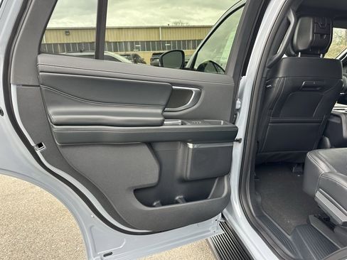 New 2026 Ford Expedition Platinum w/ Stealth Appearance Package image 21