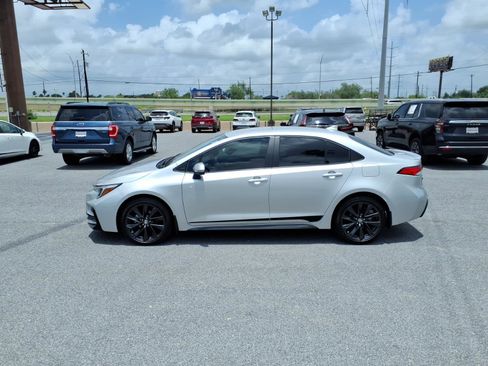 Used 2025 Toyota Corolla SE FWD image 5