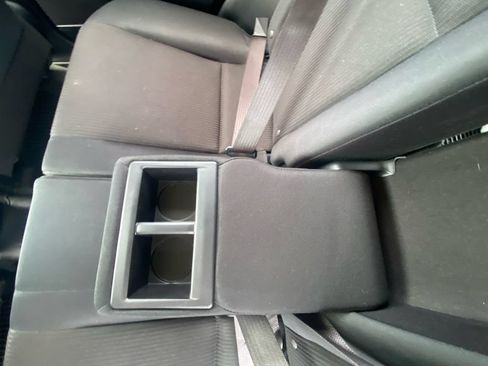 Used 2018 Toyota RAV4 LE w/ All Weather Liner Package AWD/4WD image 28