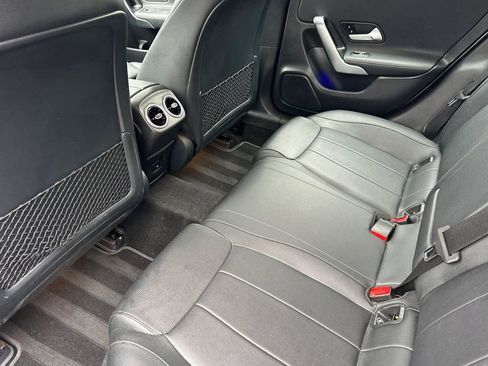 Used 2021 Mercedes-Benz CLA 250 image 10