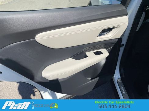 Used 2023 Nissan Ariya FWD image 37