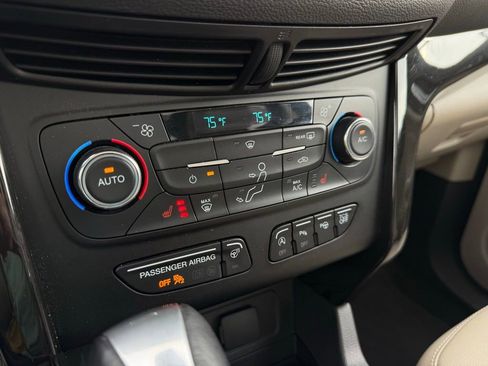 Used 2017 Ford Escape Titanium w/ Equipment Group 301A image 24