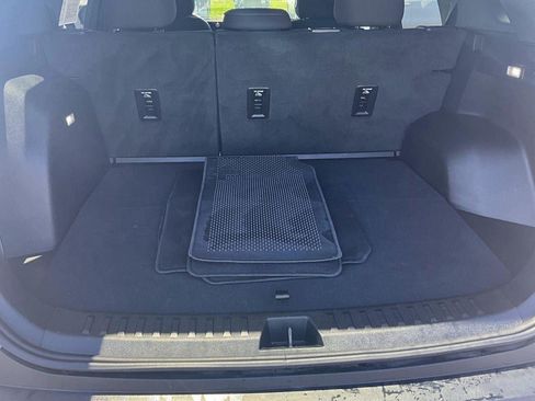 Used 2026 Chevrolet Equinox LT FWD image 4