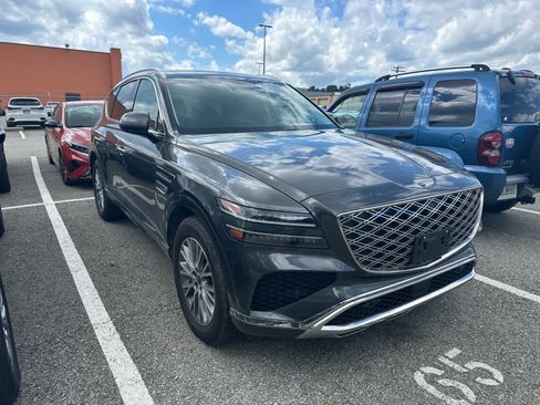 Used 2025 Genesis GV80 2.5T Standard AWD/4WD image 2