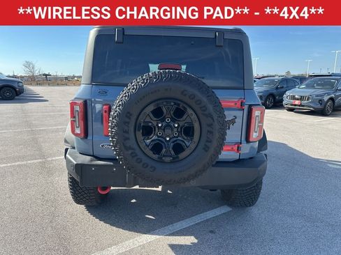 Used 2024 Ford Bronco Wildtrak image 7