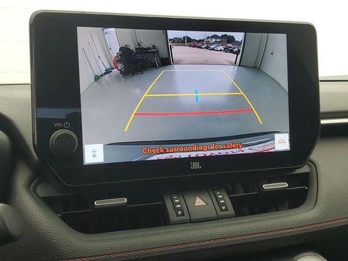 Used 2025 Toyota RAV4 XSE AWD/4WD image 29