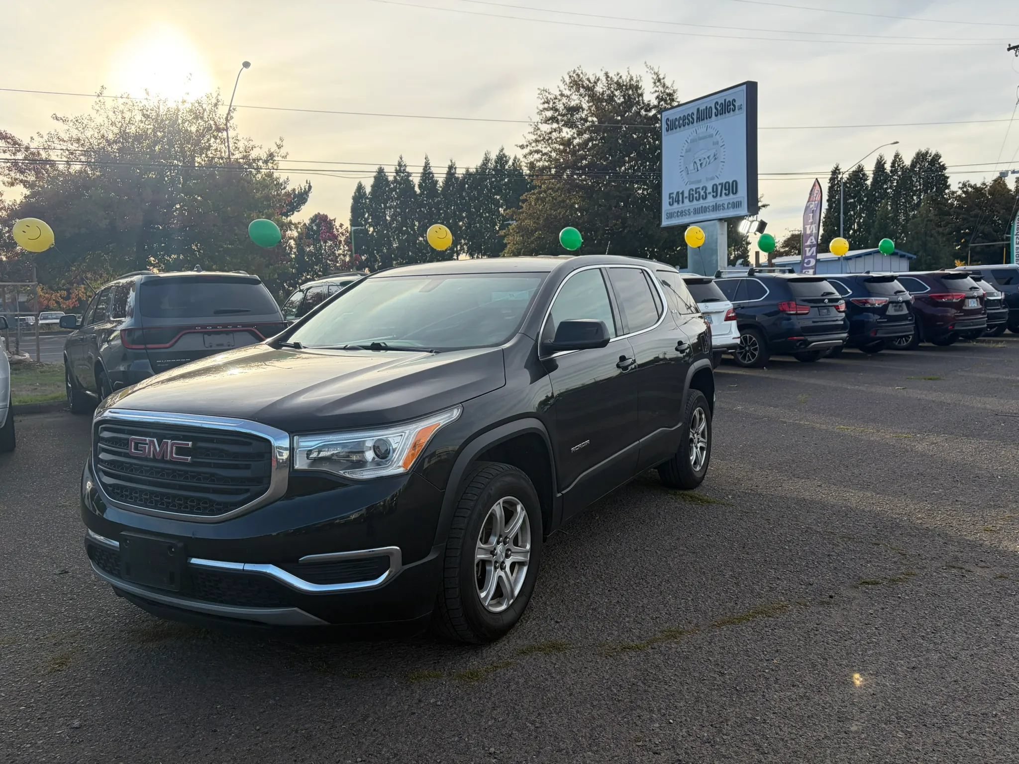 Used 2018 GMC Acadia SLE AWD/4WD image 7