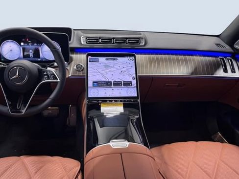 New 2026 Mercedes-Benz Maybach S 680 4MATIC image 6
