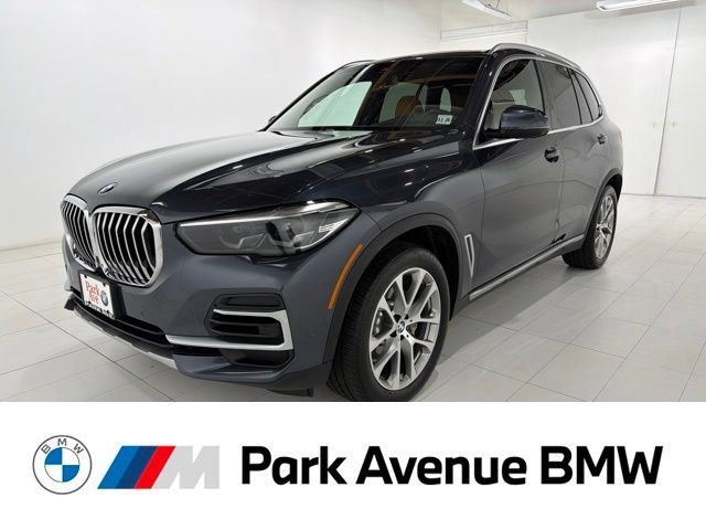 Used 2022 BMW X5 xDrive40i w/ Premium Package AWD/4WD image 1