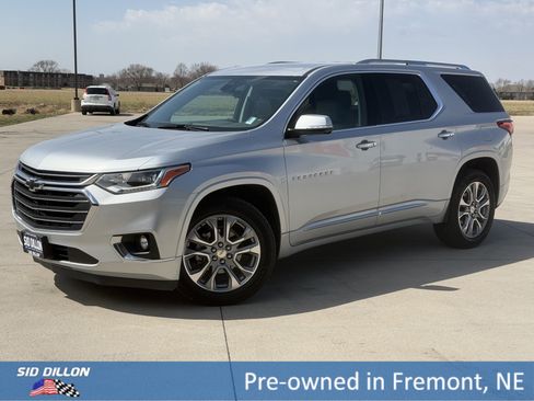 Certified 2018 Chevrolet Traverse Premier image 1
