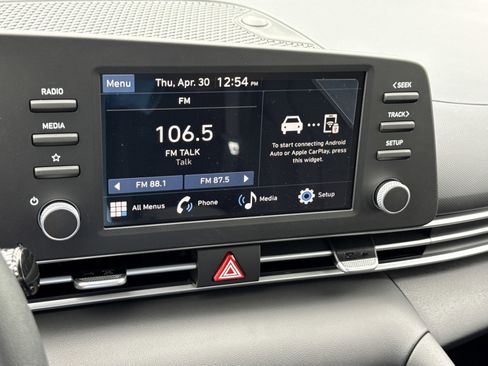 New 2026 Hyundai Elantra SE FWD image 21