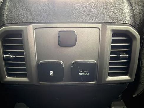 Used 2019 Ford F150 XLT w/ Equipment Group 302A Luxury AWD/4WD image 19