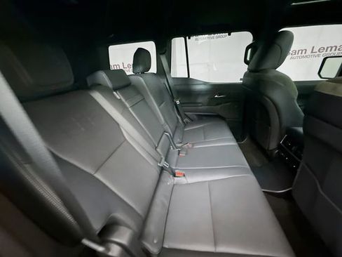 Used 2024 Lexus GX 550 image 29