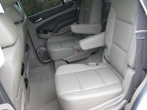 Used 2019 Chevrolet Tahoe Premier RWD image 30