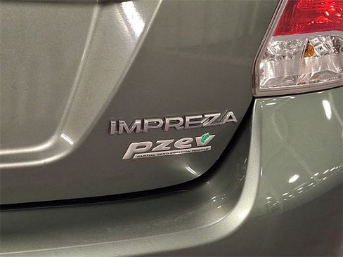 Used 2016 Subaru Impreza 2.0i Premium image 30