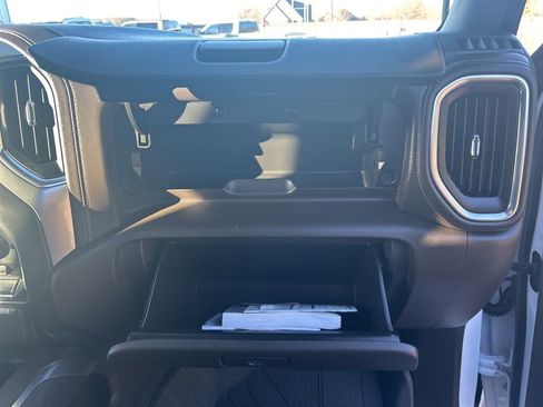 Used 2022 Chevrolet Silverado 2500 LTZ w/ LTZ Convenience Package image 40