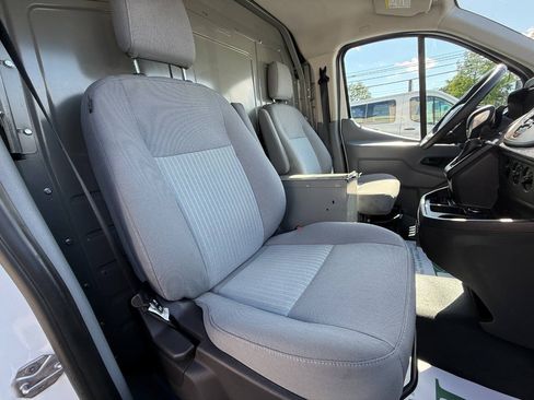 Used 2019 Ford Transit 150 148 Low Roof RWD image 29