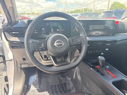 New 2026 Nissan Kicks SR w/ SR Premium Package AWD/4WD image 16