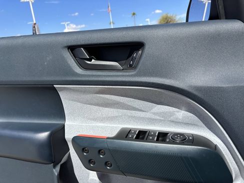 Used 2023 Ford Maverick XLT w/ XLT Luxury Package FWD image 19