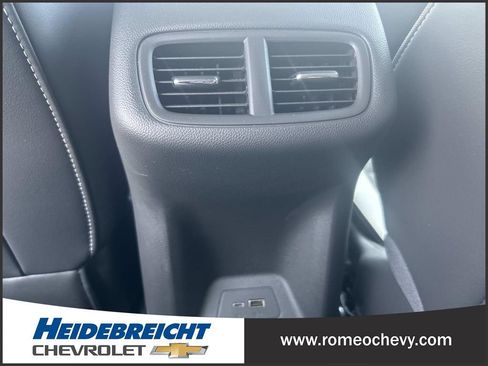 Used 2024 Buick Envision Sport Touring AWD/4WD image 11